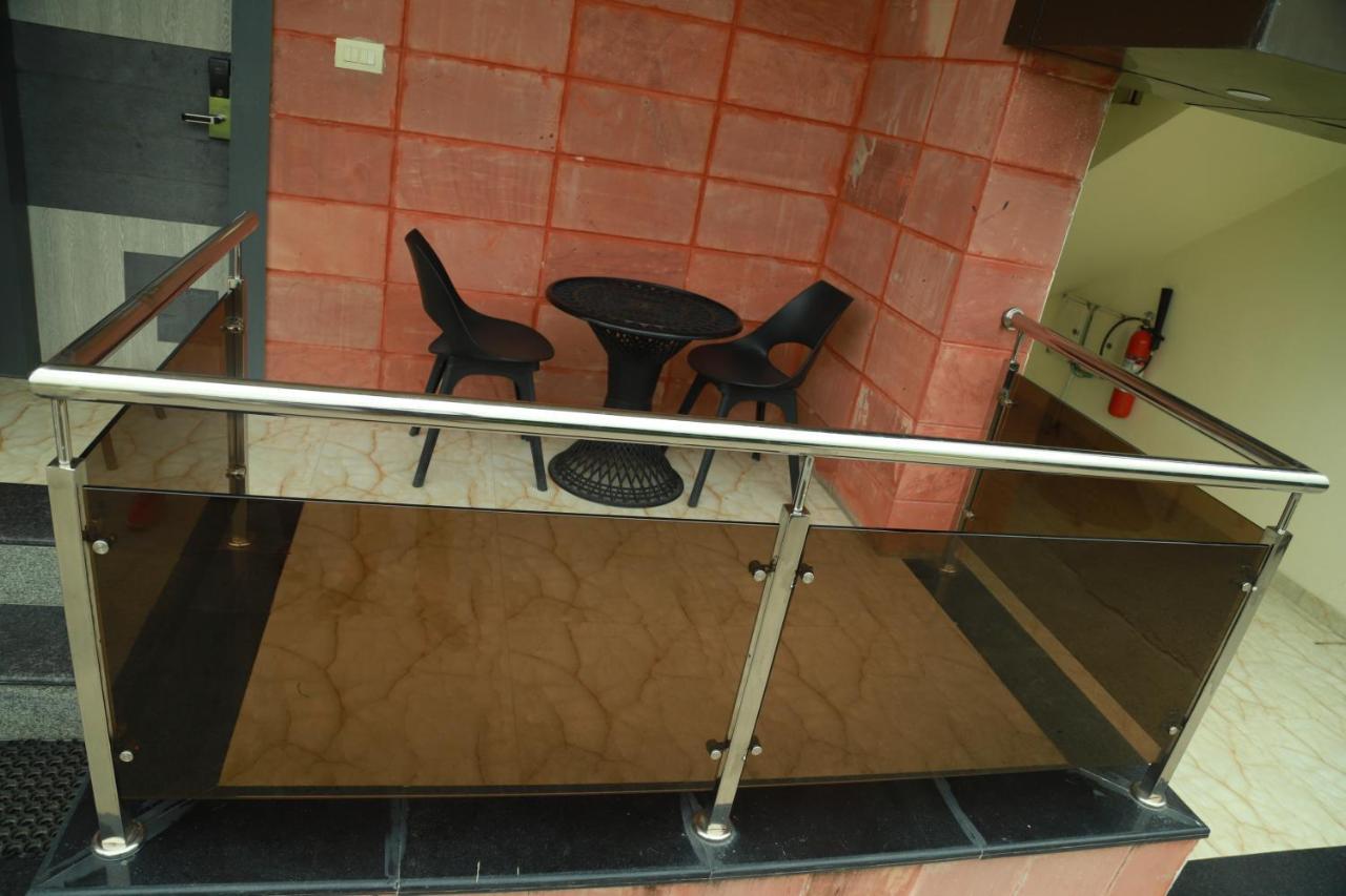 Hotel Sukhdeo Palace ガヤー エクステリア 写真